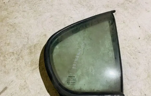 Nissan Primera Rear vent window glass 