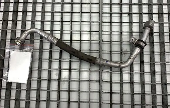 Dacia Duster II Air conditioning (A/C) pipe/hose 8200678927