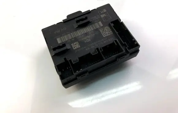 Volkswagen Golf VII Other control units/modules 5Q0959592E
