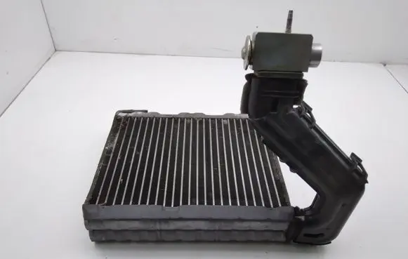 Volvo XC70 Air conditioning (A/C) radiator (interior) 7010973
