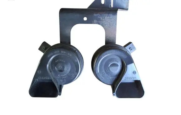 Audi A6 S6 C6 4F Horn signal 4F0951223 4F0951221 4F0951229