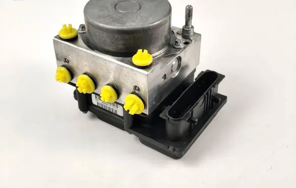 Renault Clio III ABS Pump 8200924578 0265232371 0265800656