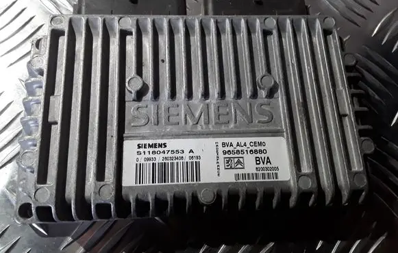 Citroen Xsara Picasso Gearbox control unit/module S118047553A 9658516880