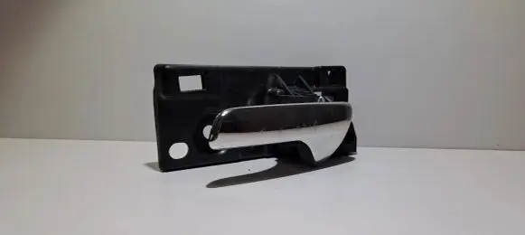 Rear door interior handle