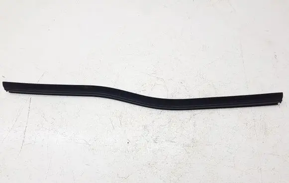 Ford F150 Rubber seal front door window/glass FL341521434 FL341521435 1625860
