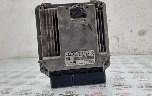 Audi Q7 4L Engine control unit/module 03H906032CA