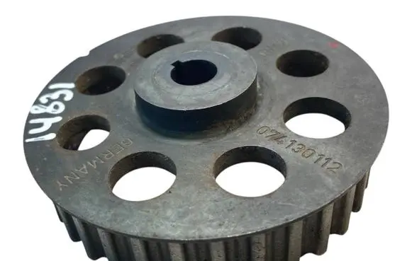 Volkswagen Transporter - Caravelle T4 Fuel pump gear (pulley) 074130112