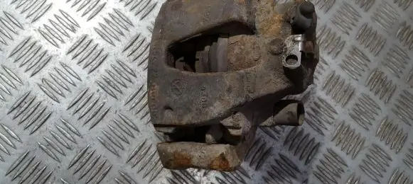 Alfa Romeo 156 Front brake caliper