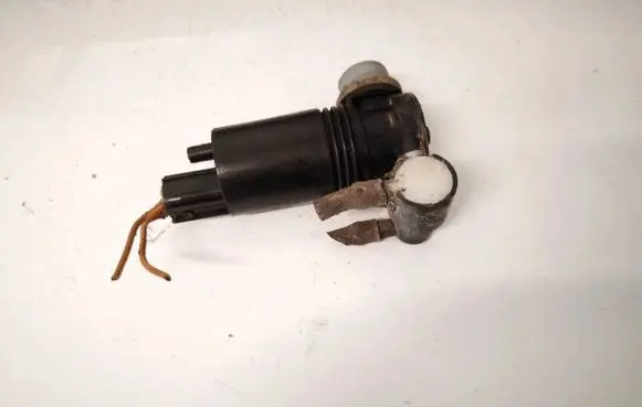 Ford Fiesta Windscreen/windshield washer pump 8a6117k624ab 8a61-17k624-ab