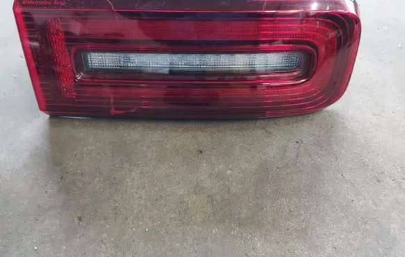 Mercedes-Benz G W463 2nd Gen Tailgate rear/tail lights