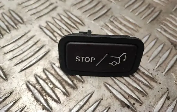 Mercedes-Benz C W205 Tailgate/boot open switch button 2128510651