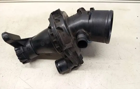 Nissan Qashqai+2 Air intake duct part 165761844R 22274 PA66GF35