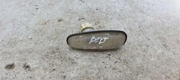 Mitsubishi Pajero Sport I Front fender indicator light NOCODE