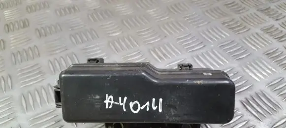 Toyota Avensis T250 Fuse box set 8386P1
