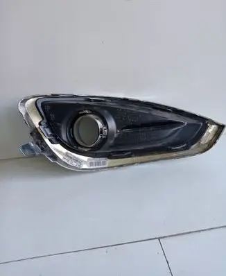 Chrysler Pacifica Front fog light trim/grill 68229007AA