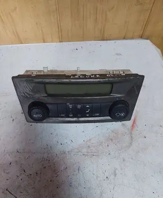 Renault Laguna II Climate control unit 8200181132D HDS18C23 52485201
