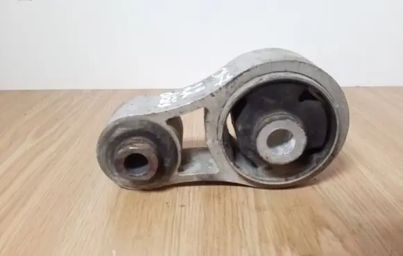 Mazda CX-7 Gearbox mount 9D23