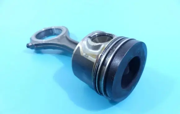 Audi A4 S4 B7 8E 8H Piston IMPRK1160875