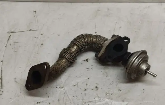Audi A4 S4 B5 8D EGR valve 028131521P 028131501P