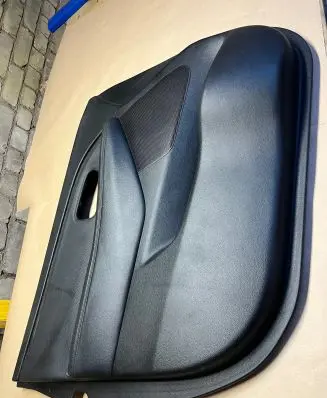 KIA Carens III Front door card panel trim 82330A4010