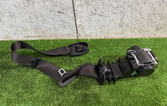 BMW 3 G20 G21 Front seatbelt 7496290 6055543A