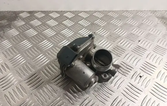 Audi A4 S4 B9 EGR valve 04L131501B