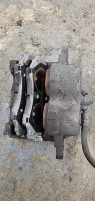 KIA Carnival Front brake caliper