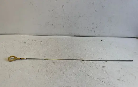 Toyota Yaris Cross Oil level dip stick 