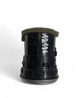 Rear air vent grill