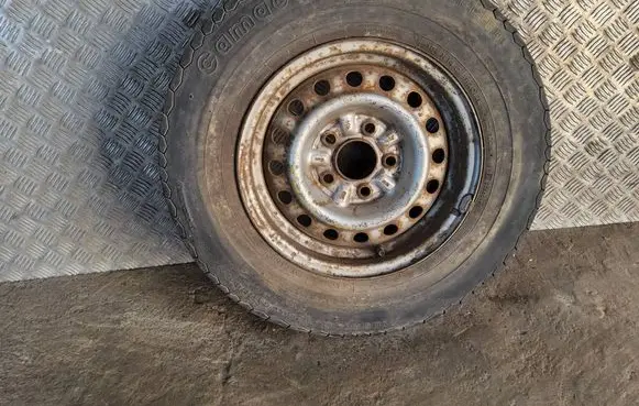 Nissan Vanette R14 steel rim 2141010 403007C300