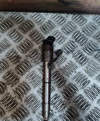 KIA Sportage Fuel injector 0445110582