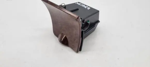 Citroen Xsara Ashtray (front) 9638400477