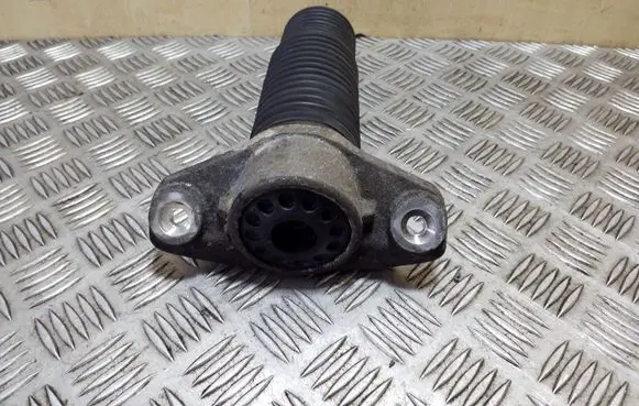 KIA Sportage Front shock absorber mounting bracket 