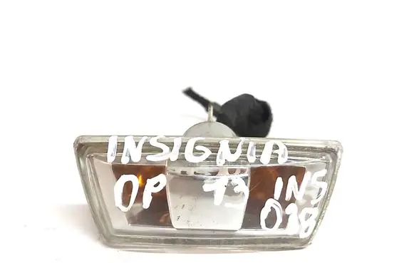Opel Insignia A Front fender indicator light 13252455