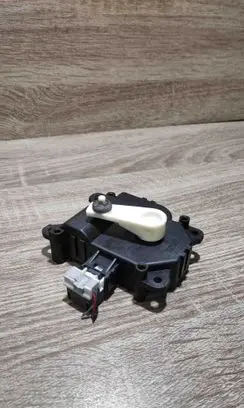 Toyota Verso-S Air flap motor/actuator 1138002810PLS