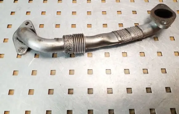 Volkswagen New Beetle EGR valve line/pipe/hose 03G131521AF