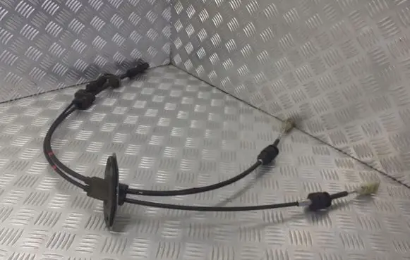 KIA Ceed Gear shift cable linkage 
