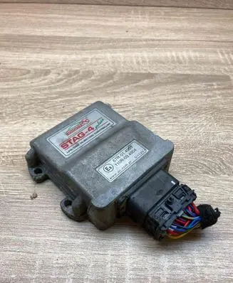 Hyundai Sonata LP gas control unit module 67R014903 110R004904 WITHPLUG