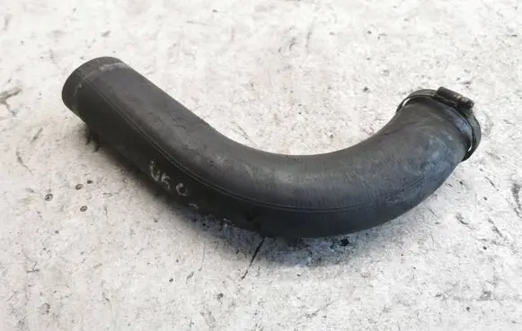 Volvo V50 Intercooler hose/pipe