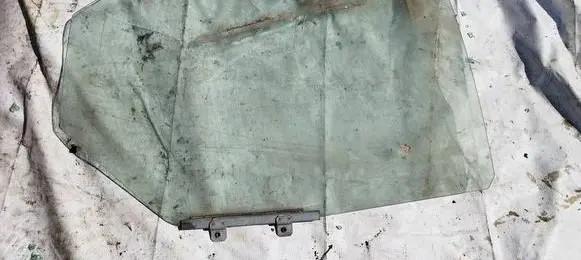Suzuki Baleno EG Rear door window glass