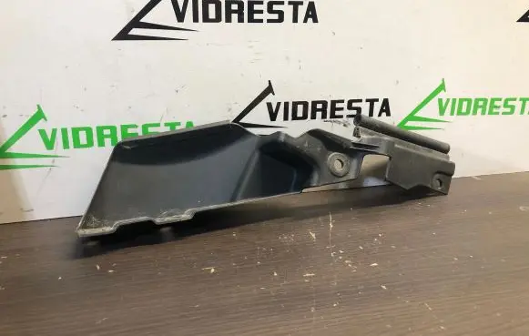 Fender end trim