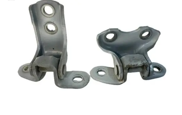 Toyota RAV 4 (XA40) Front door hinge set 