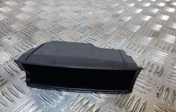 Volkswagen Touareg II Glove box central console 7P6857130