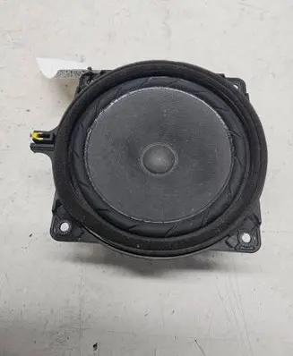 Hyundai Sonata Rear door speaker B665139