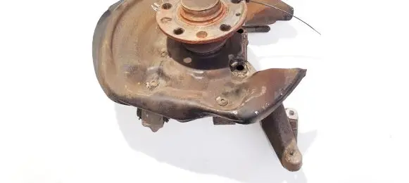 Volkswagen PASSAT B6 Rear brake disc plate dust cover 