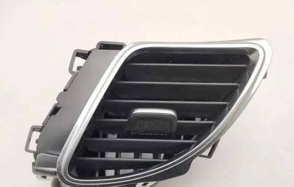Chevrolet Corvette C7 Dashboard side air vent grill/cover trim 20989581