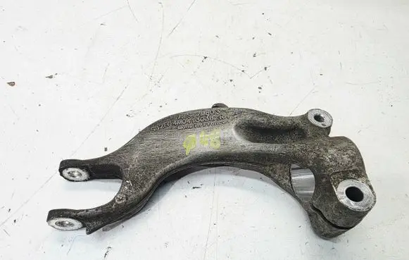 Audi Q5 SQ5 Lower shock absorber bracket 4M0413038