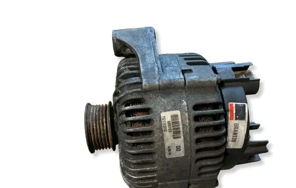 BMW 5 E60 E61 Generator/alternator TG17C010 609703
