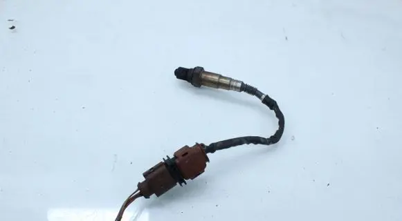 Audi A4 S4 B8 8K Lambda probe sensor 070906262