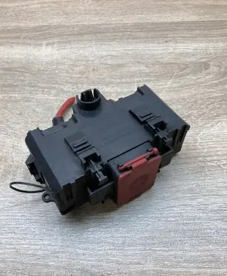 Mercedes-Benz C W203 Fuse module A2035450803